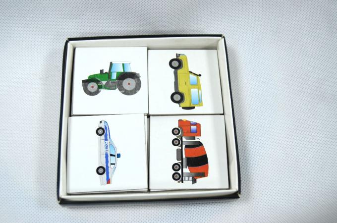 Des modèles personnalisés Voiture de transport Mémo éducatif Jeux de cartes pour les jeunes et les enfants en taille personnalisée 2