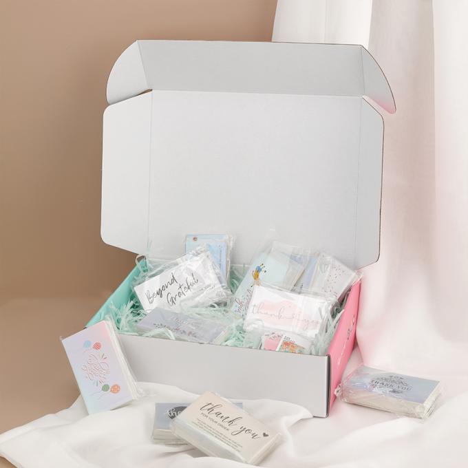 Emballage en carton ondulé recyclable imprimé avec logo sur mesure Boîte de messagerie pour l'expédition de marchandises 9