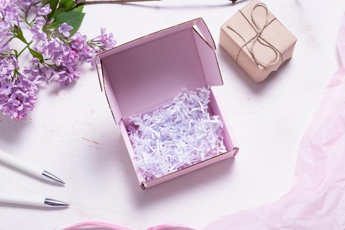 Commande personnalisée Carton kraft pliant emballage cadeau ondulé Boîtes postales 6