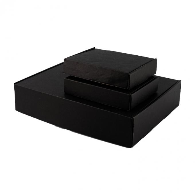 Carton ondulé Logo personnalisé Boîte cadeau écologique Magnéte Vêtements pliables Boîte en papier 4