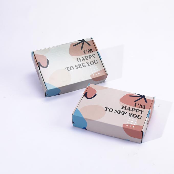 Logo personnalisé en carton ondulé rose Lashes Boîte de messagerie pour emballage cadeau industriel 11
