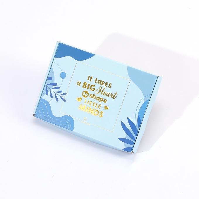 Logo personnalisé recyclable Cadeaux de fête Boîtes d'emballage Boîtes de courrier en papier ondulé 8
