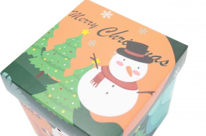 Chasseur de neige imprimé petit cadeau d'emballage cadeau de Noël boîtes de bonbons avec couvercle 9