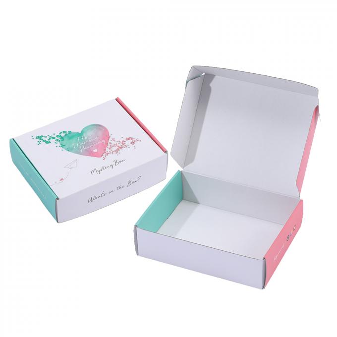 Commande personnalisée Acceptée Impression Boîte cadeau d'emballage blanc Boîte courrier en papier ondulé 6