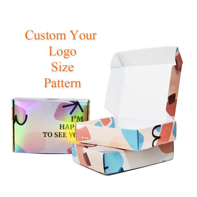 Boîte de courrier en carton ondulé imprimé CMYK pour les cosmétiques de cils personnalisés au logo or 8