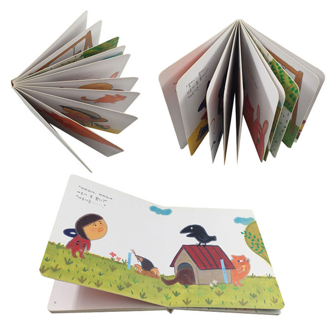 Livre à couverture dure coloré imprimant et reliant le livre animal anglais d'histoire de bande dessinée pour des enfants